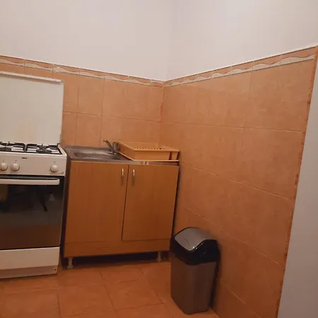 Appartamento Garsoniera, 1 , 250 Lei *